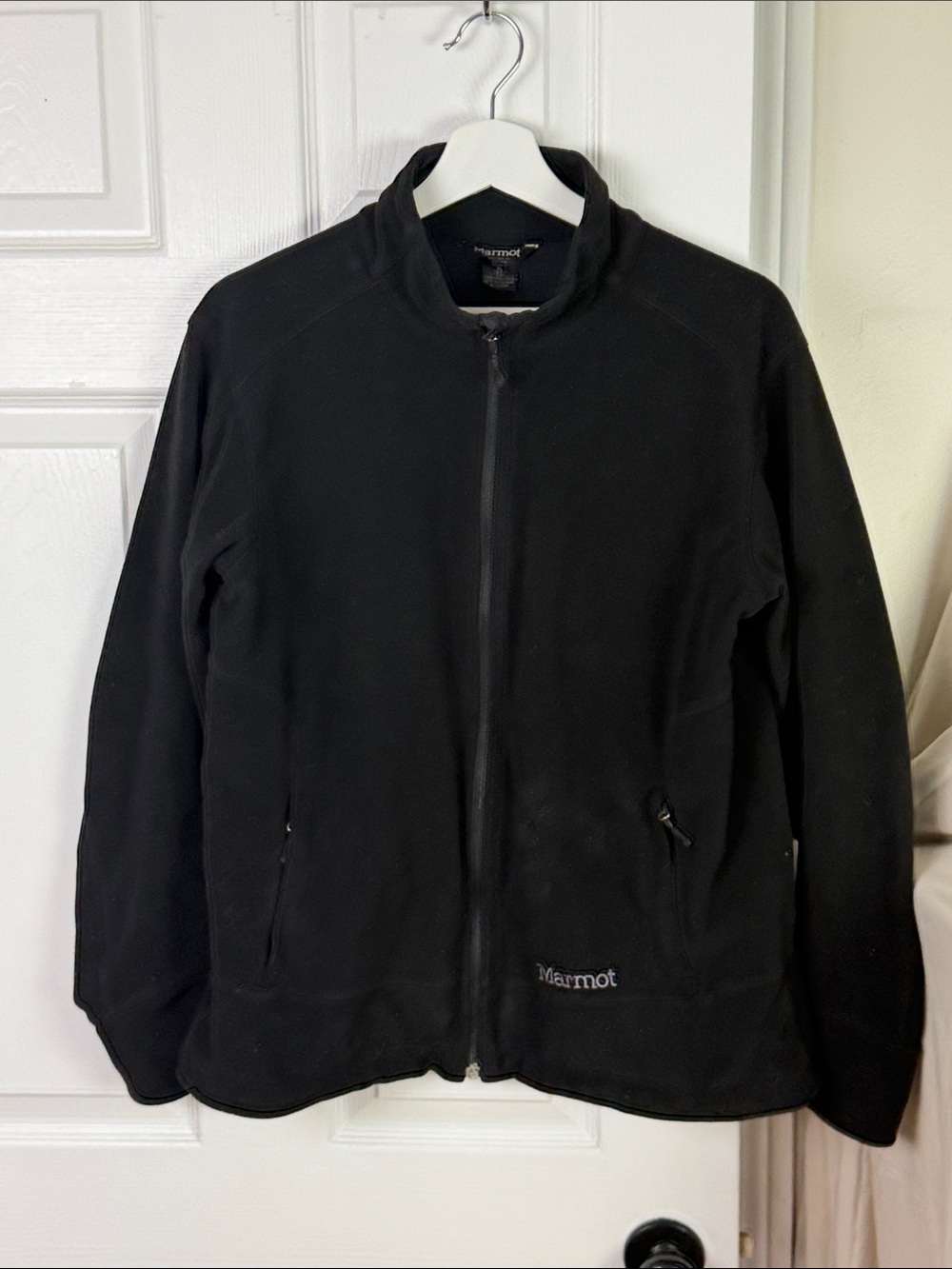 Marmot women’s black full zip fleece jacket
